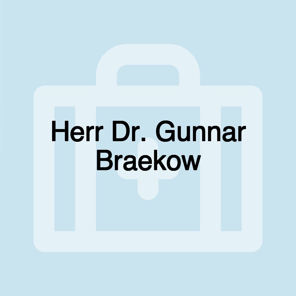 Herr Dr. Gunnar Braekow